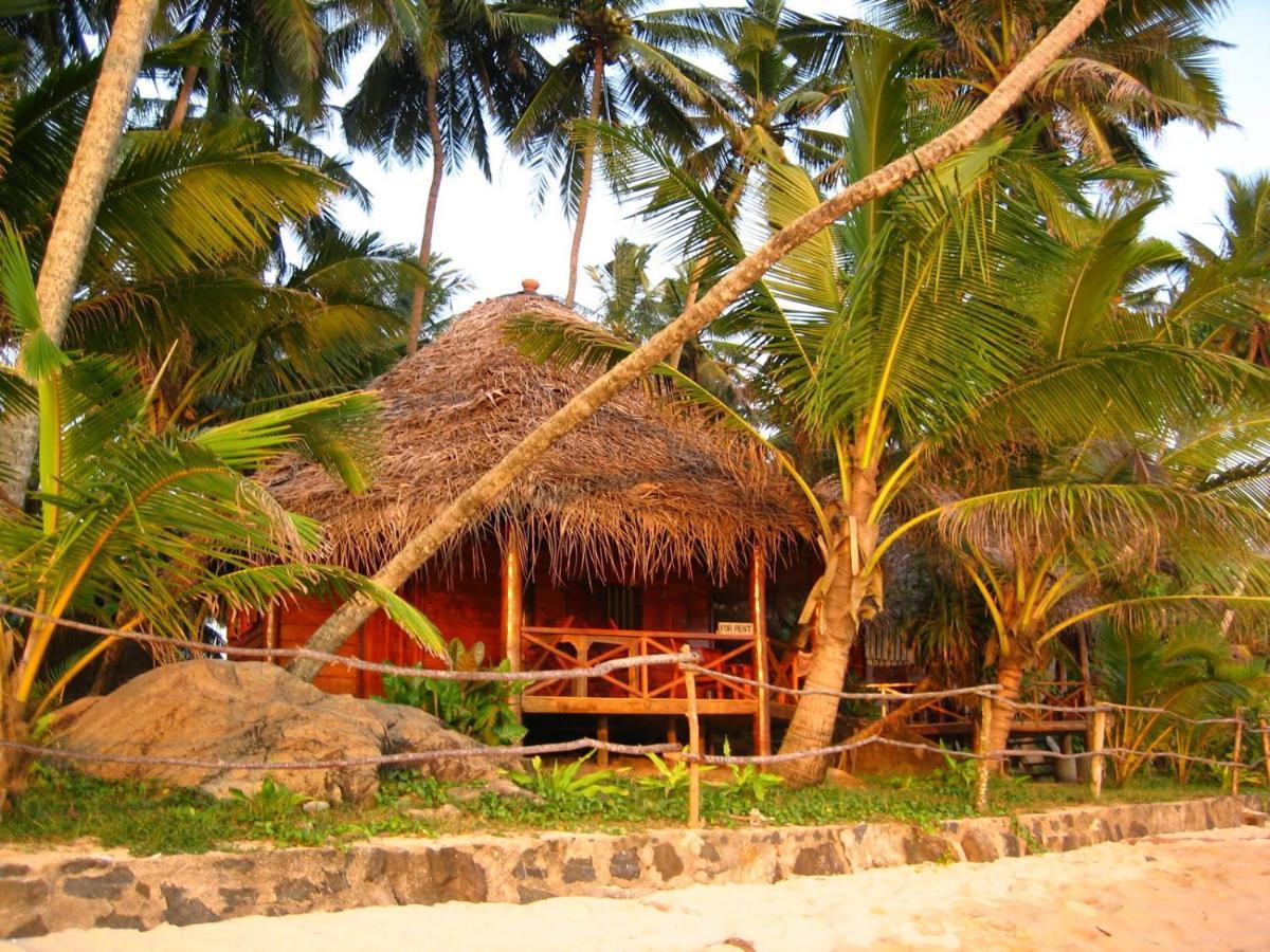 Galawatta Beach Resort Unawatuna Bagian luar foto